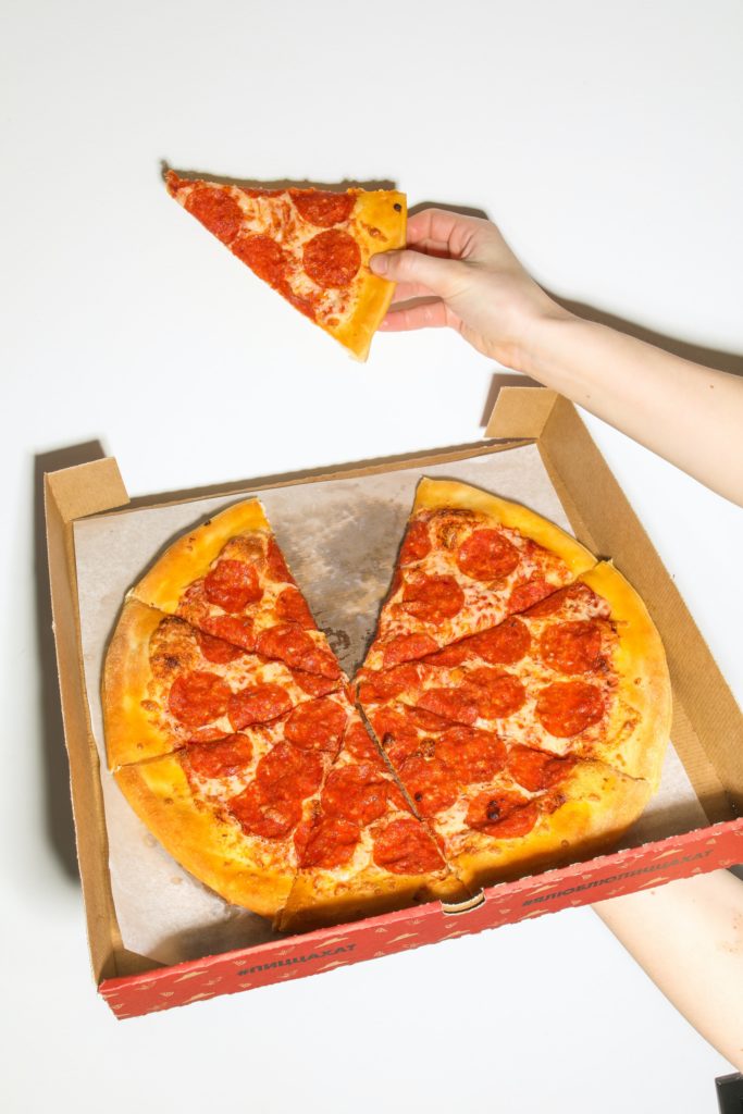 Should You Have Cheat Meals or Cheat Days While on Thinco?